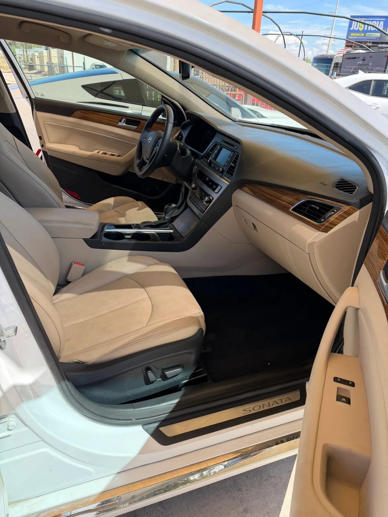 Used 2015 Hyundai Sonata Limited FWD image 12