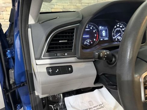 Used 2018 Hyundai Elantra SEL w/ Cargo Package image 13