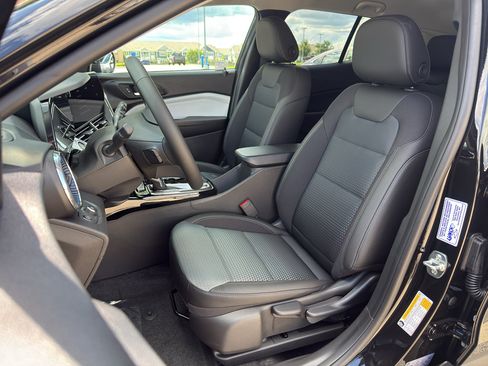 New 2026 Chevrolet Trax LT w/ Driver Confidence Package FWD image 12