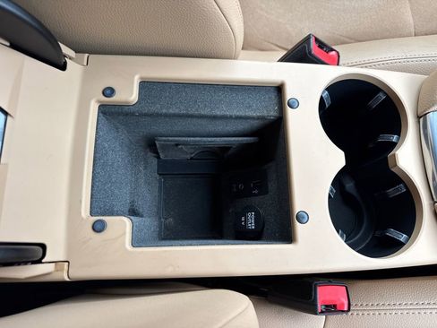 Used 2018 Porsche Macan image 15