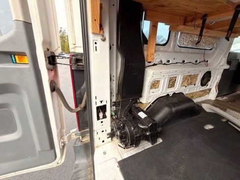 Used 2015 Ford Transit 350 XLT image 15