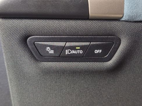 New 2026 BMW iX xDrive45 image 27