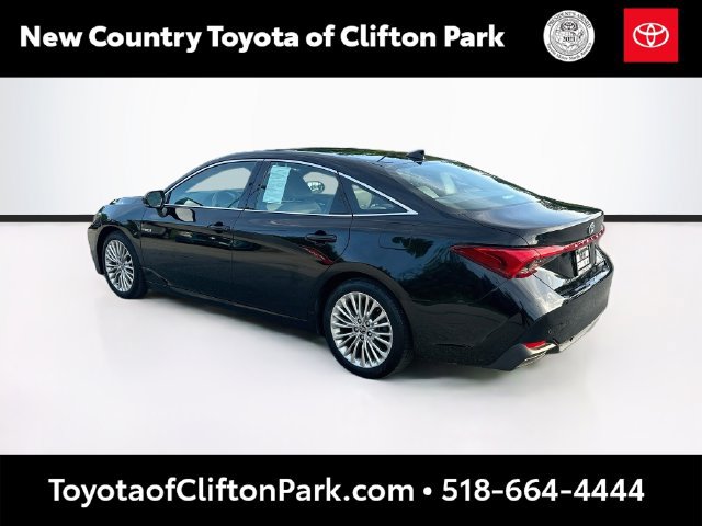 Used 2021 Toyota Avalon Limited w/ Advanced Safety Package FWD image 5