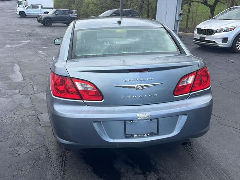 Used 2010 Chrysler Sebring Touring image 4