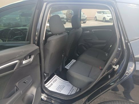 Used 2018 Honda Fit LX image 11