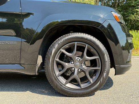 Used 2019 Jeep Grand Cherokee Limited X image 11