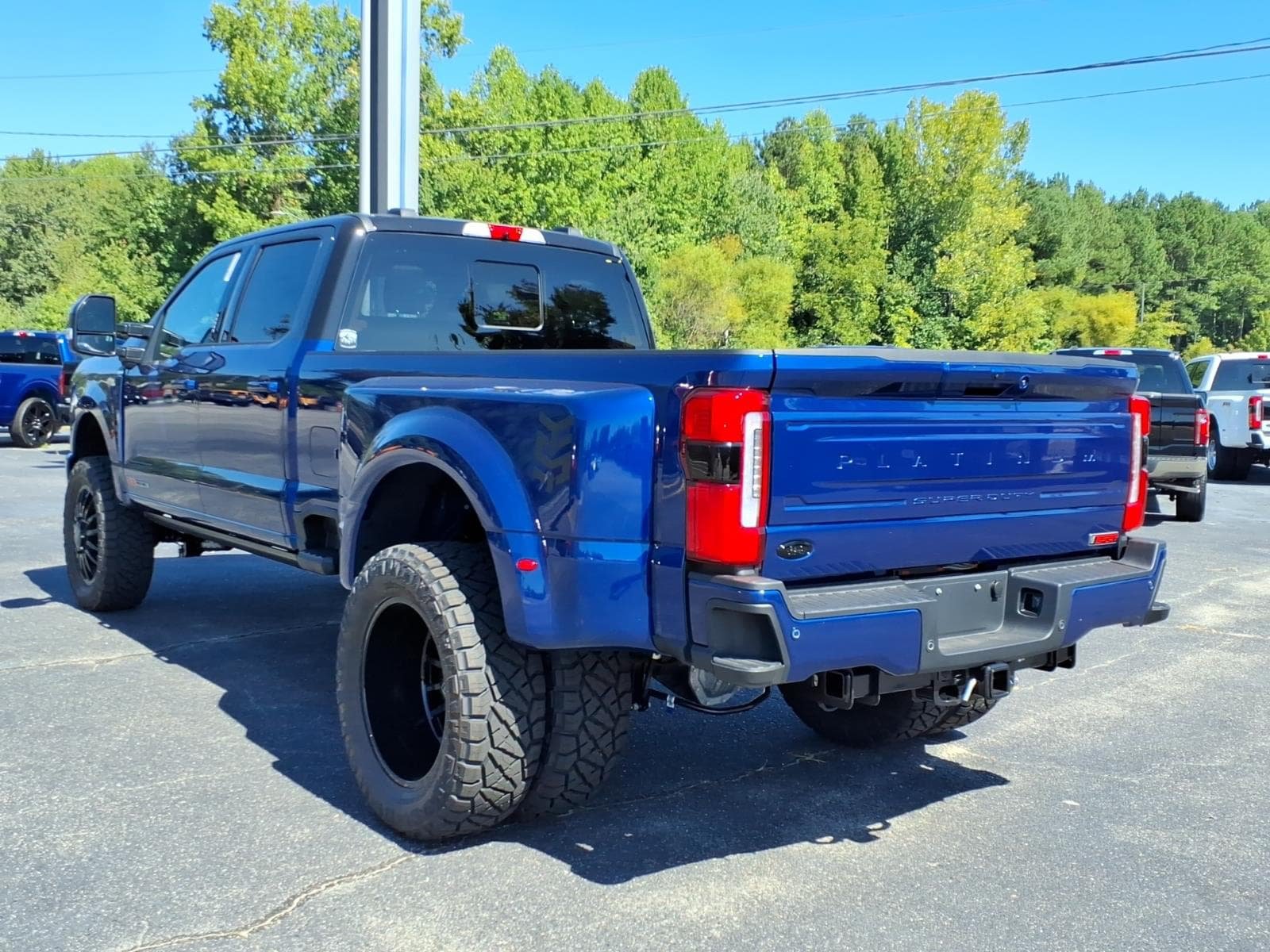 New 2026 Ford F350 Platinum w/ Platinum Plus Package AWD/4WD image 23