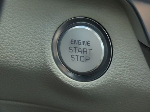 Used 2022 Kia Telluride S AWD/4WD image 30