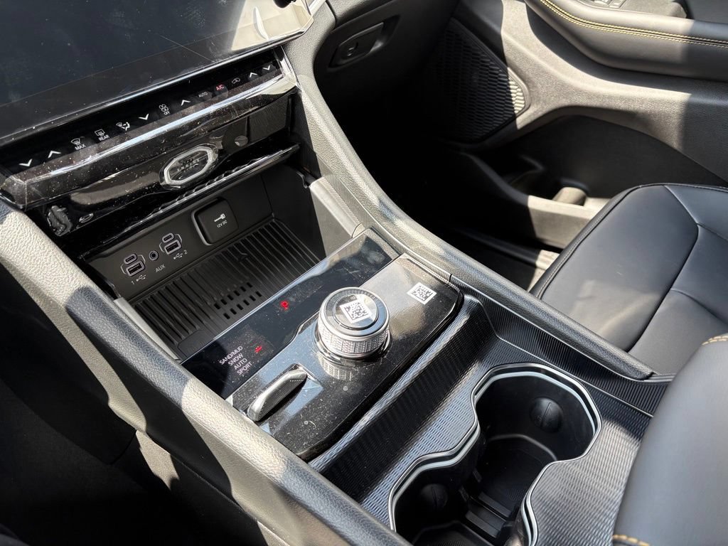 New 2026 Jeep Grand Cherokee Limited AWD/4WD image 18