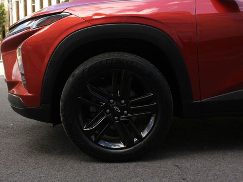 Used 2024 Chevrolet Trax ACTIV w/ Driver Confidence Package image 11