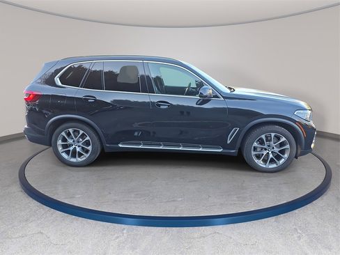 Used 2019 BMW X5 xDrive40i image 5