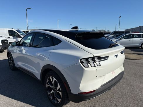 Used 2025 Ford Mustang Mach-E Select w/ Comfort Package Lite image 7