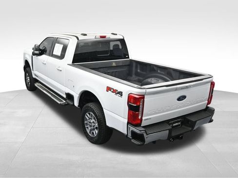 Used 2023 Ford F250 Lariat w/ FX4 Off-Road Package AWD/4WD image 38