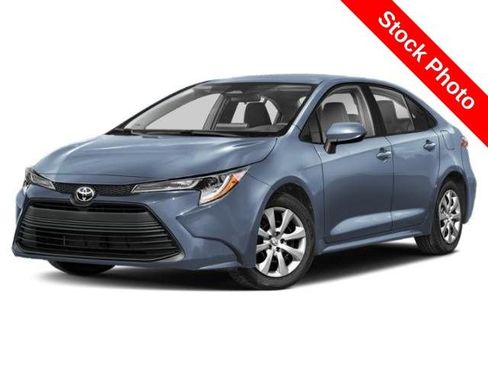 Used 2026 Toyota Corolla LE image 1