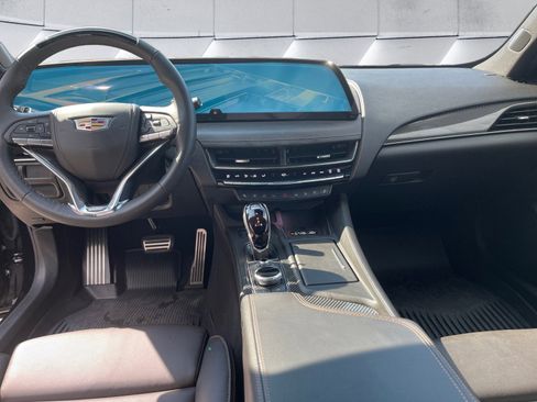 Used 2026 Cadillac CT5 V w/ Technology Package AWD/4WD image 11