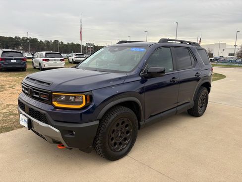 Certified 2026 Honda Passport TrailSport image 4