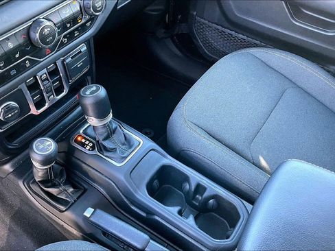 Certified 2025 Jeep Wrangler Unlimited Sahara w/ Safety Group image 11