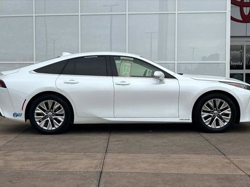 Certified 2021 Toyota Mirai XLE w/ Advanced Technology Package image 3