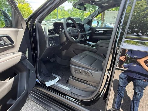 New 2026 Chevrolet Tahoe RST w/ Comfort Package AWD/4WD image 14