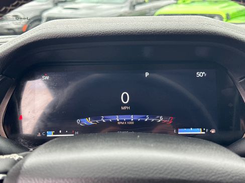 Used 2023 Jeep Grand Cherokee L Limited w/ Black Appearance Package image 17