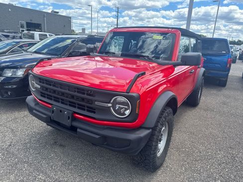 Used 2023 Ford Bronco 4-Door AWD/4WD image 24