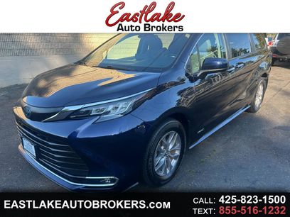 Used 2021 Toyota Sienna XLE