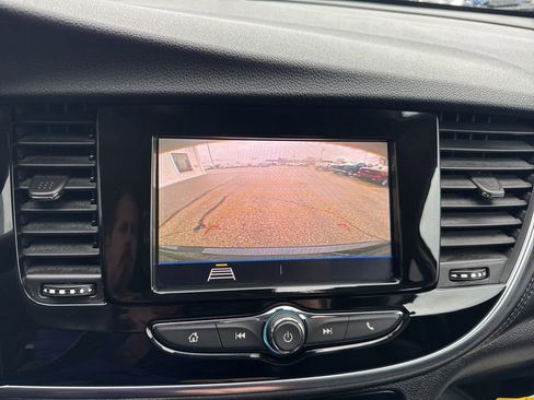 Certified 2022 Buick Encore Preferred w/ Safety Package image 25