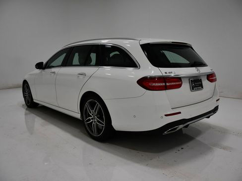 Certified 2019 Mercedes-Benz E 450 4MATIC Wagon image 3