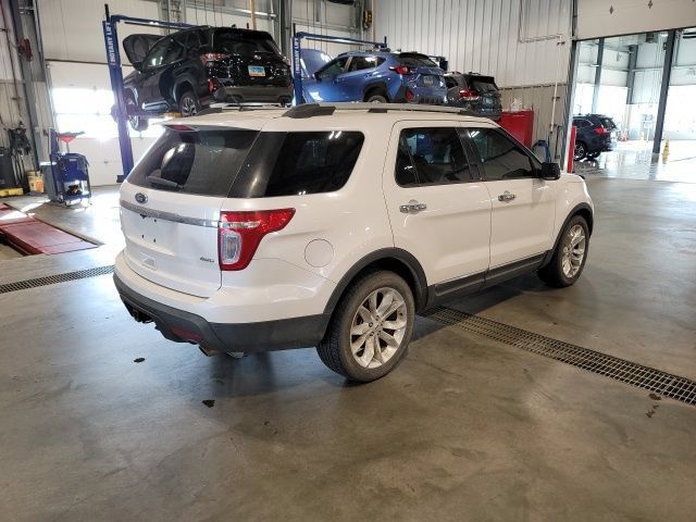 Used 2012 Ford Explorer XLT AWD/4WD image 7