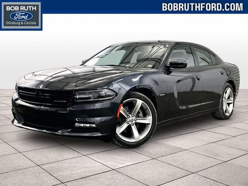 Used 2016 Dodge Charger R/T RWD image 1