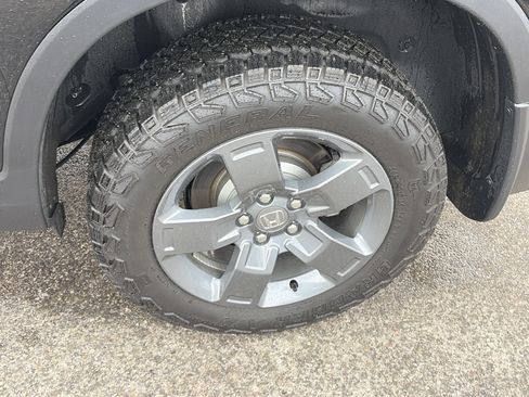 Used 2025 Honda Ridgeline TrailSport image 10