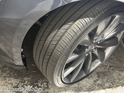 Used 2016 Tesla Model S P90D image 30