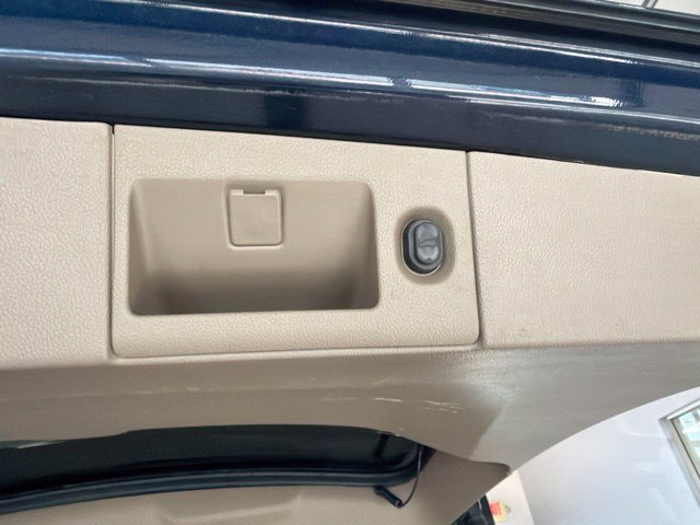 Used 2018 GMC Yukon SLT AWD/4WD image 20