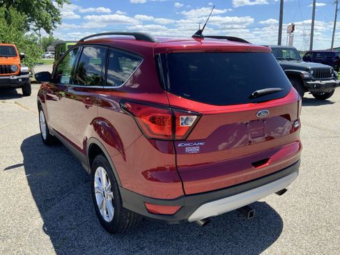 Used 2019 Ford Escape SEL AWD/4WD image 6