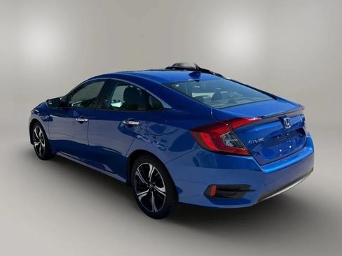 Used 2016 Honda Civic Touring image 5