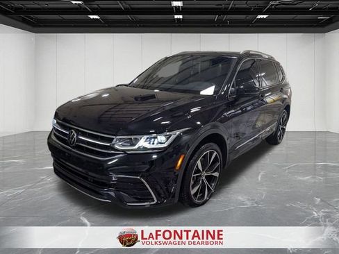 Certified 2023 Volkswagen Tiguan SEL R-Line image 1