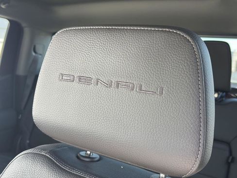 Used 2021 GMC Sierra 1500 Denali w/ Denali Ultimate Package image 30