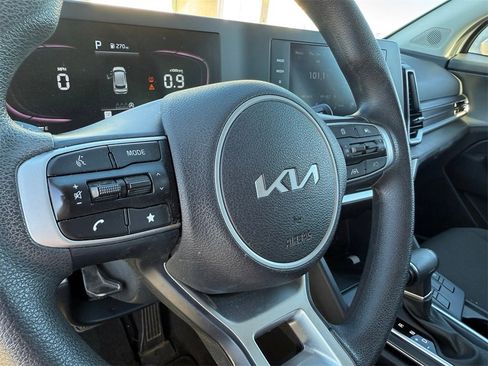 Used 2024 Kia Sportage LX image 13