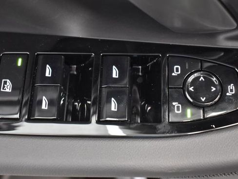 New 2026 BMW 530i xDrive w/ Premium Package image 21