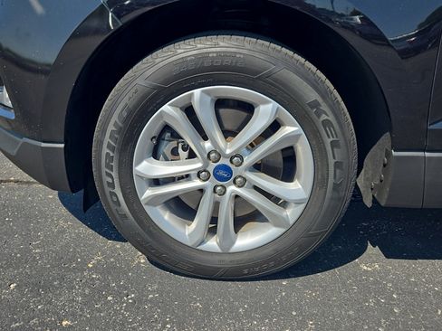 Used 2019 Ford Edge SEL w/ Equipment Group 201A AWD/4WD image 24