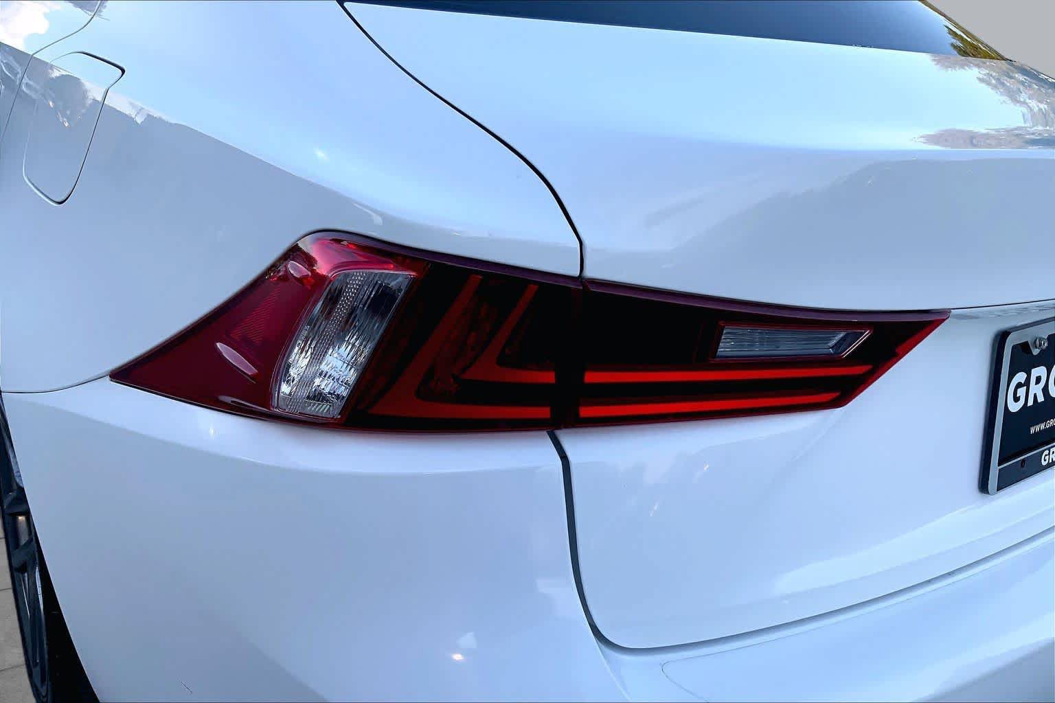Used 2014 Lexus IS 350 w/ F Sport Package RWD image 29