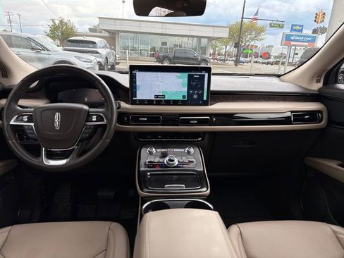Certified 2023 Lincoln Nautilus Reserve AWD/4WD image 17