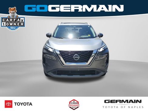 Used 2023 Nissan Rogue SV w/ SV Premium B Package FWD image 3