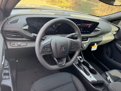 New 2026 Buick Envista Preferred w/ Advanced Safety Package image 3