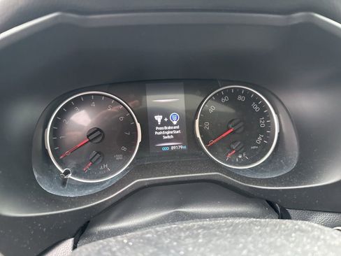 Used 2019 Toyota RAV4 XLE Premium w/ Cold Weather Package image 5