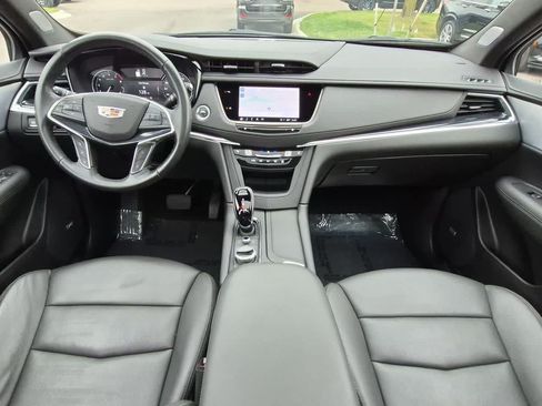 Used 2024 Cadillac XT5 Premium Luxury w/ LPO, Floor Liner Package AWD/4WD image 15