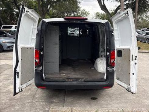 Used 2019 Mercedes-Benz Metris image 22