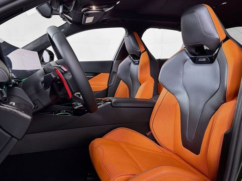 Used 2026 BMW M5 w/ Carbon Package image 17