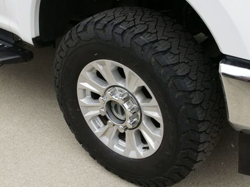 Used 2021 Ford F250 XL w/ STX Appearance Package image 8