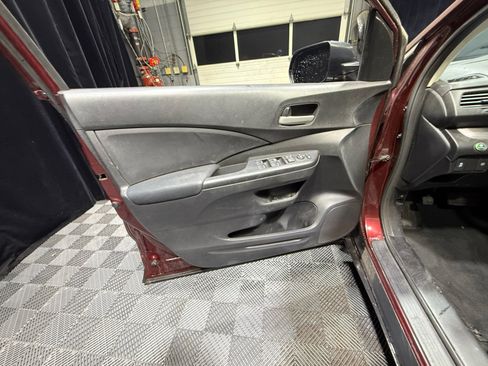Used 2015 Honda CR-V LX image 13
